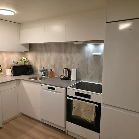 The White House T6, Gratis Parkering, Rolig Lägenhet Tromsø