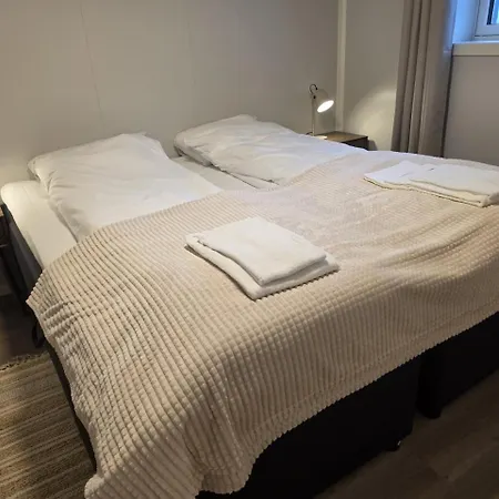 Lägenhet The White House - T6, Gratis Parkering Tromsø