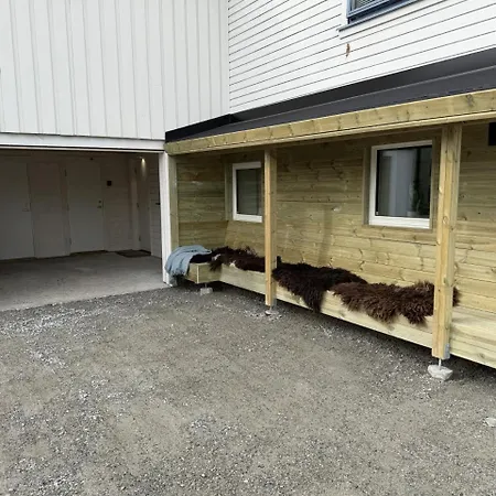 The White House - T6, Gratis Parkering Tromsø